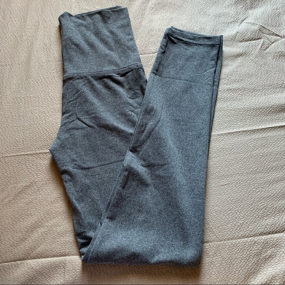 Grey workout leggings